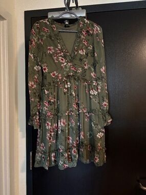 Vero Moda floral dress - medium